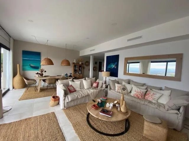 Villa Maison Face A La Mer Au-Dessus De La Baie De Rosas Spain