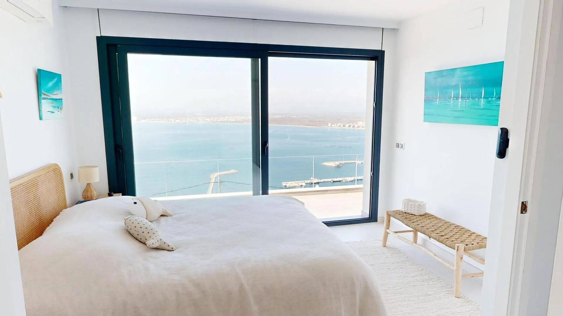 Maison Face A La Mer Au-Dessus De La Baie De Rosas