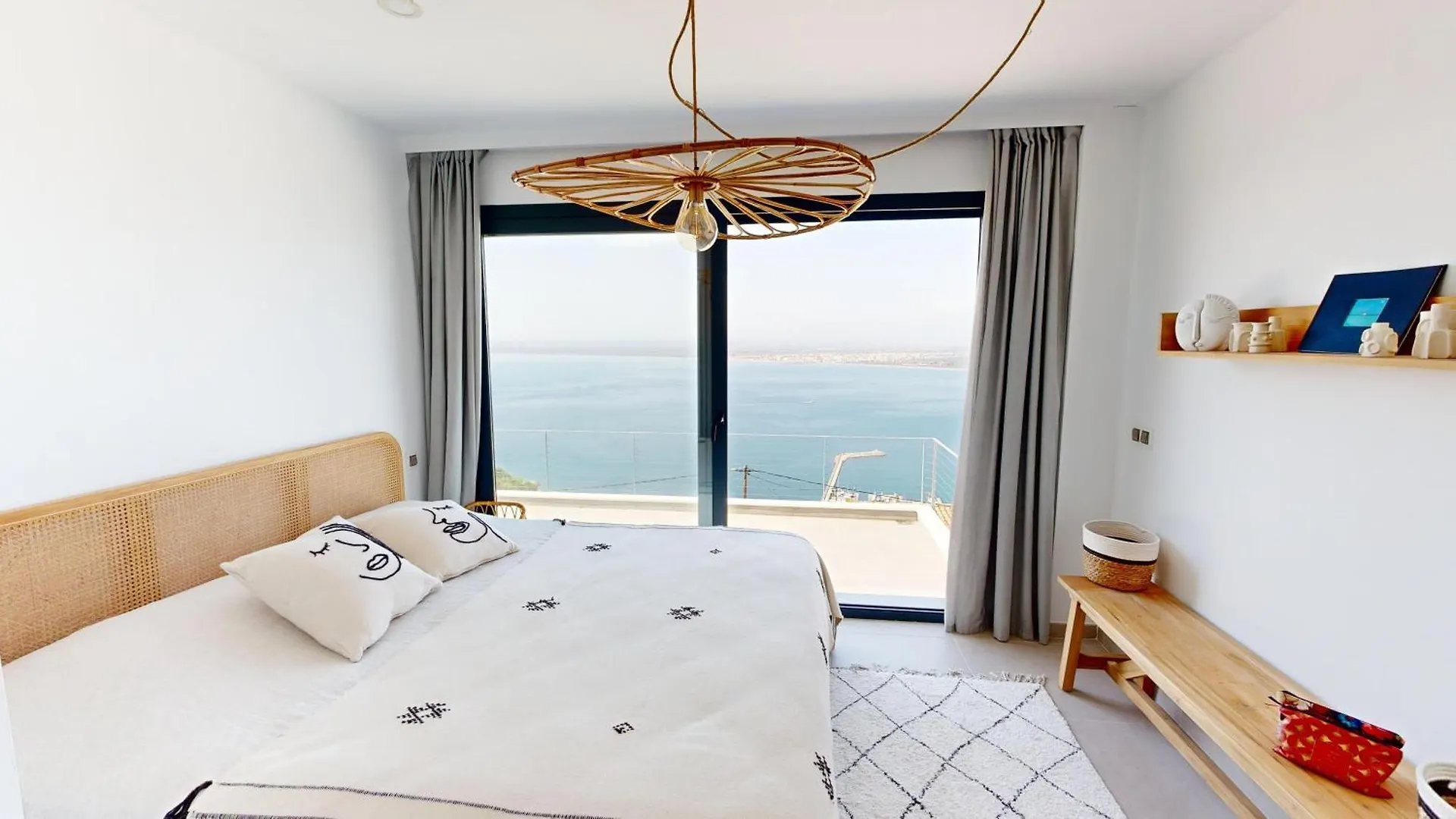 Villa Maison Face A La Mer Au-Dessus De La Baie De Rosas